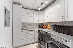 152 Boulevard, Kenilworth, NJ 07033 - Photo 18