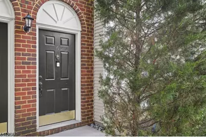6 Amethyst Way, Franklin Township, NJ 08823 - Photo 4