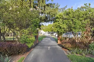 6 Amethyst Way, Franklin Township, NJ 08823 - Photo 32