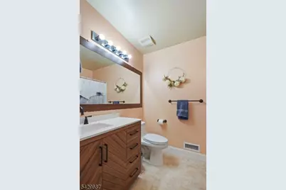 6 Amethyst Way, Franklin Township, NJ 08823 - Photo 22