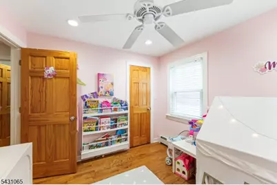 631 Golf Ter, Union Township, NJ 07083 - Photo 14