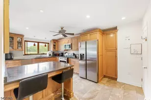 631 Golf Terrace, Union Township, NJ 07083 - Photo 8