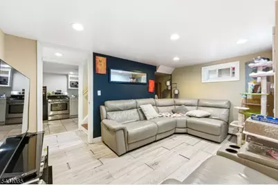 631 Golf Ter, Union Township, NJ 07083 - Photo 18