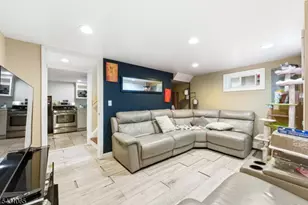 631 Golf Terrace, Union Township, NJ 07083 - Photo 18