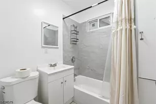 28 Monticello Ave, Newark, NJ 07106 - Photo 6