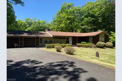 40 Valleyview Rd, Warren Township, NJ 07059 - Photo 2
