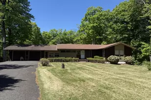 40 Valley View Rd, Warren Township, NJ 07059 - Photo 1