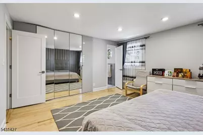 110 Byrd Ave, Bloomfield, NJ 07003 - Photo 16