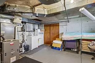 110 Byrd Ave, Bloomfield, NJ 07003 - Photo 34