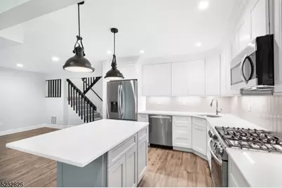 318 Main St, Madison, NJ 07940 - Photo 2