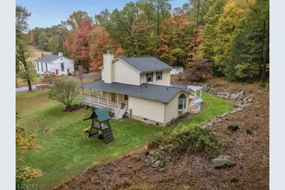 65 Summerfield Rd, White Township, NJ 07823 - Photo 4