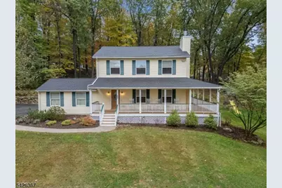 65 Summerfield Rd, White Township, NJ 07823 - Photo 1
