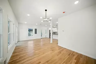 32 Alpine Dr, Jefferson Township, NJ 07849 - Photo 10