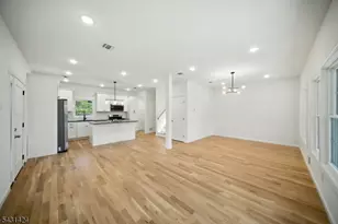 32 Alpine Dr, Jefferson Township, NJ 07849 - Photo 6