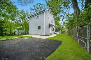 32 Alpine Dr, Jefferson Township, NJ 07849 - Photo 4
