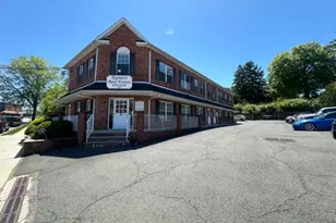 636 Chestnut St, Union Township, NJ 07083 - Photo 1