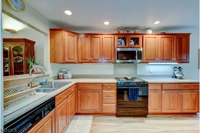 40 Worcester Dr, Wayne Twp., NJ 07470 - Photo 20