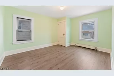 147 Clinton Ave, Clifton, NJ 07011 - Photo 12