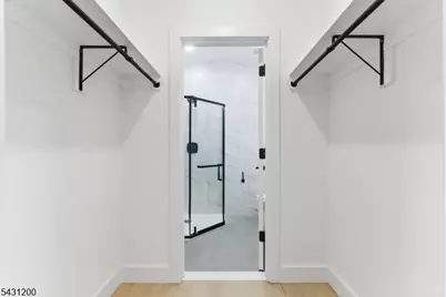 649 38th St, Union City, NJ 07087 - Photo 20