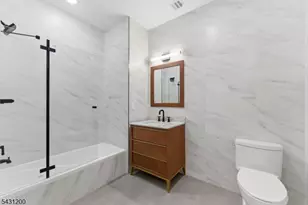 649 38th St, Union City, NJ 07087 - Photo 14