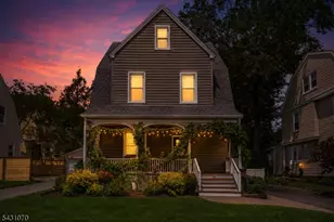 18 Gardiner Pl, Montclair, NJ 07042 - Photo 1