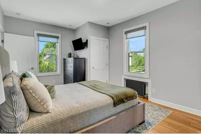 18 Gardiner Pl, Montclair, NJ 07042 - Photo 22