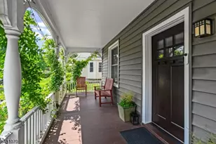 18 Gardiner Pl, Montclair, NJ 07042 - Photo 4