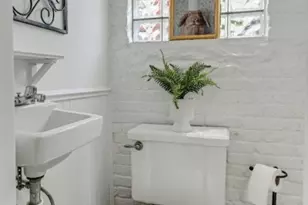 18 Gardiner Pl, Montclair, NJ 07042 - Photo 32