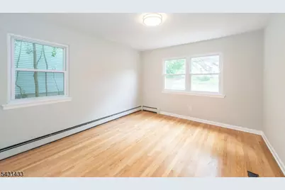 25 Whitfield St #1, Caldwell, NJ 07006 - Photo 10