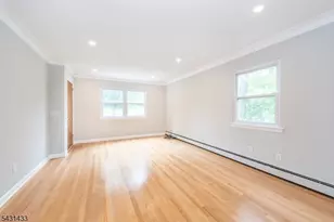 25 Whitfield St, Caldwell, NJ 07006 - Photo 2