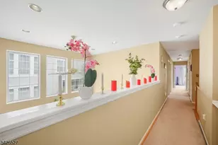 110 Warbler Dr, Wayne, NJ 07470 - Photo 16