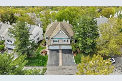 110 Warbler Dr, Wayne, NJ 07470 - Photo 38