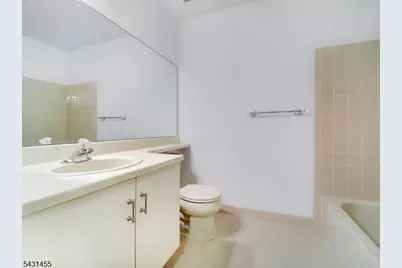 114 Potomac Dr #114, Bernards Township, NJ 07920 - Photo 16