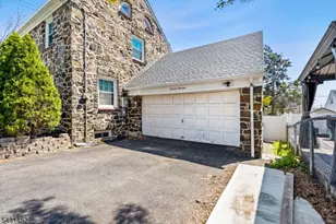 1914 Ingalls Ave, Linden, NJ 07036 - Photo 2