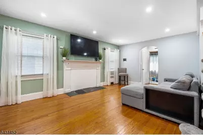 1914 Ingalls Ave, Linden, NJ 07036 - Photo 8