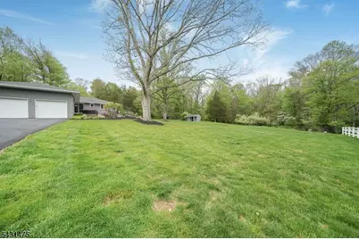13 Laurel Pl, Chester, NJ 07930 - Photo 34