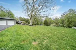 13 Laurel Pl, Chester, NJ 07930 - Photo 34