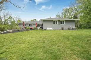 13 Laurel Pl, Chester, NJ 07930 - Photo 36