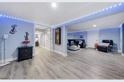 13 Laurel Pl, Chester, NJ 07930 - Photo 24
