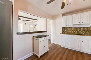 72 Colonial Dr, Clark Township, NJ 07066 - Photo 12