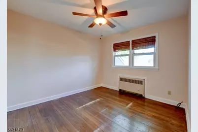 72 Colonial Dr, Clark Township, NJ 07066 - Photo 22