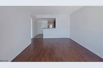 1 Carriage City Plz #1203, Rahway, NJ 07065 - Photo 6