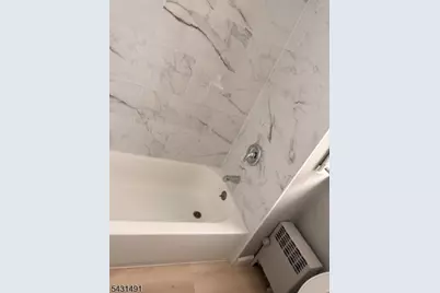 575-577 Sand Ford Ave, Newark, NJ 07106 - Photo 12