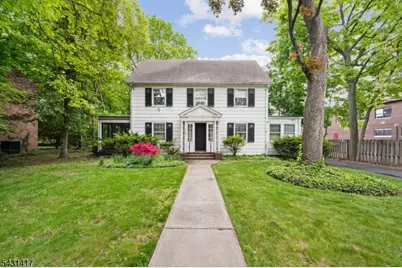 819 Roanoke Ave, Elizabeth, NJ 07208 - Photo 1
