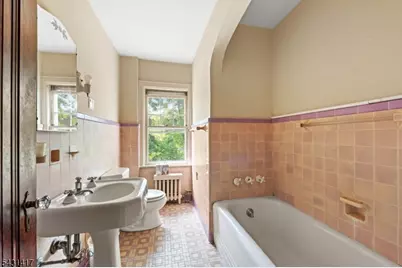 819 Roanoke Ave, Elizabeth, NJ 07208 - Photo 30
