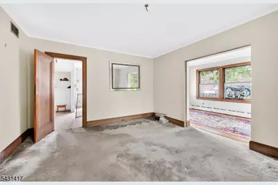 819 Roanoke Ave, Elizabeth, NJ 07208 - Photo 16