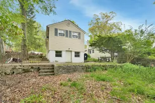 8 Cornell Way, Hopatcong, NJ 07843 - Photo 10