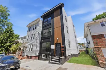 28 Grove Ter, Irvington, NJ 07111 - Photo 2