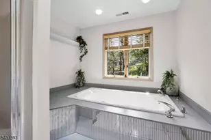 70 Forest Hills Way, Cedar Grove Twp., NJ 07009 - Photo 34