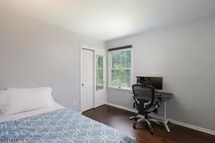 10 Plymouth Ct, Bernards Township, NJ 07920 - Photo 14